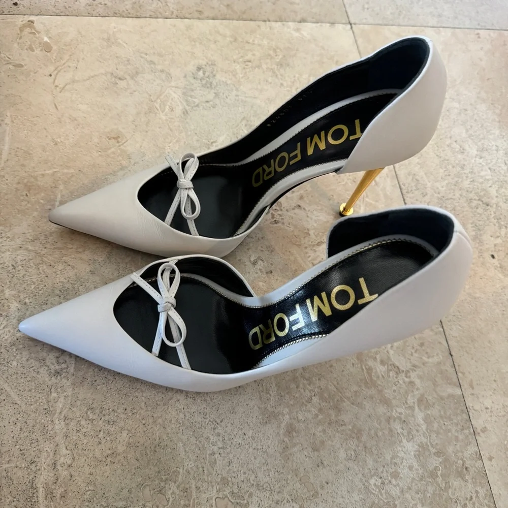 Tom Ford Leather Stiletto Pumps With Bow Front NEW - Picture 9 of 11